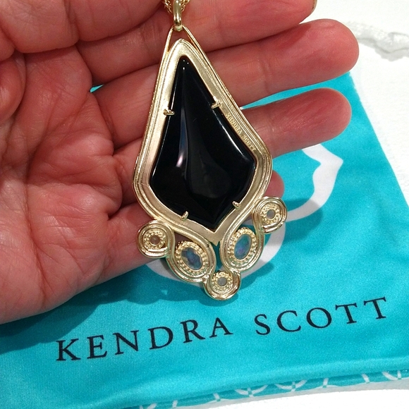 Kendra Scott Teresa Necklace - Picture 2 of 4
